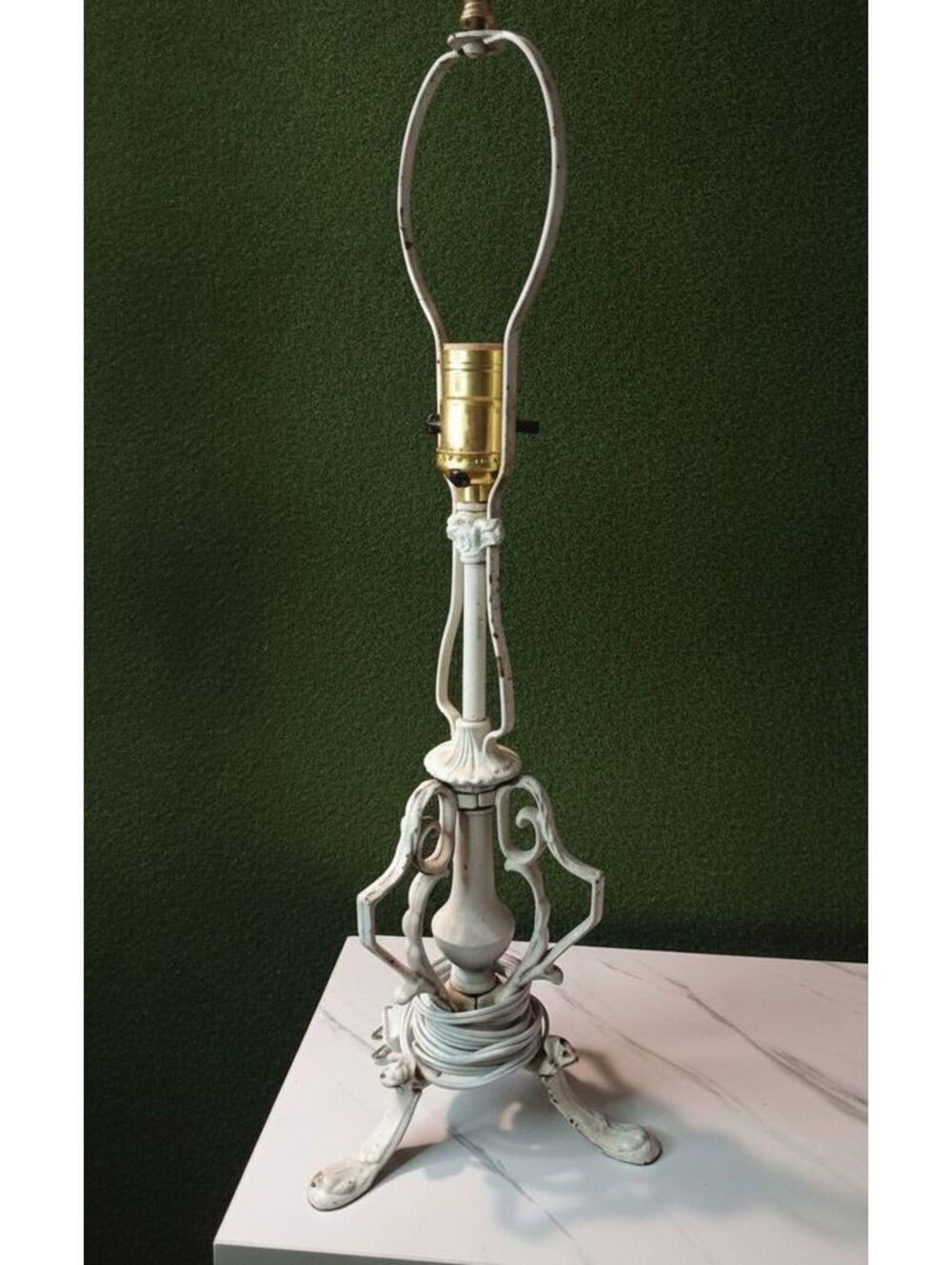 Vintage Country Farmhouse White Painted Cast Metal Scroll-Work Table Lamp 22"